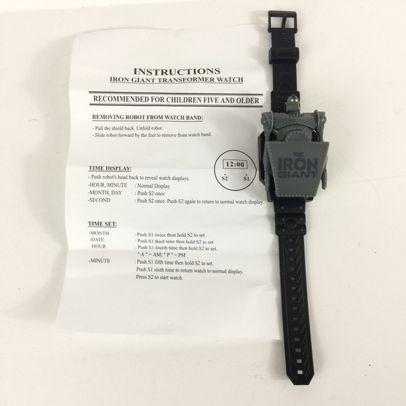 The Iron Giant Transforming Watch promo - Picture 8 of 8